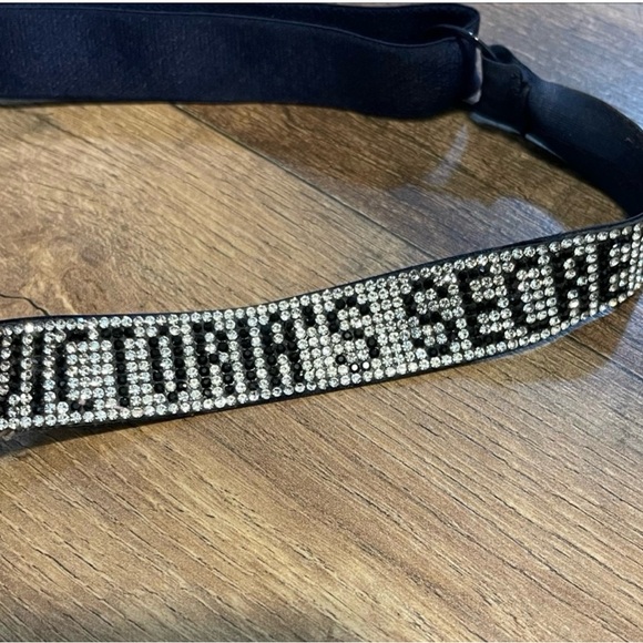 Victoria's Secret Very Sexy Push Up Rhinestone
Strap Bra Sz 32C Navy - Picture 6 of 7